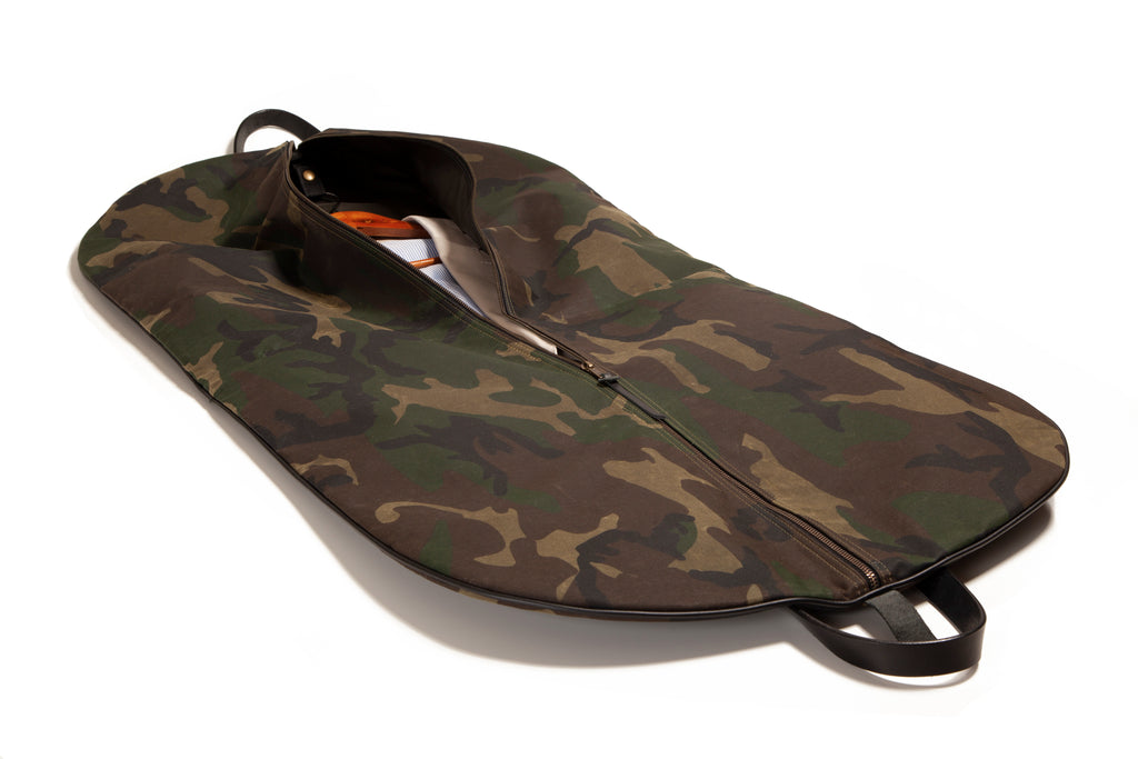 Huntsman Garment Bag – Camo