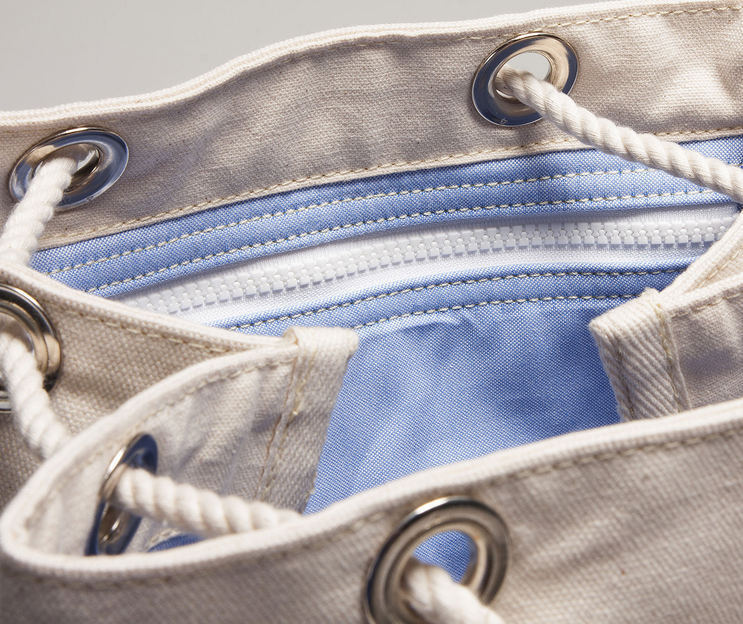 Americana Shoulder Duffle