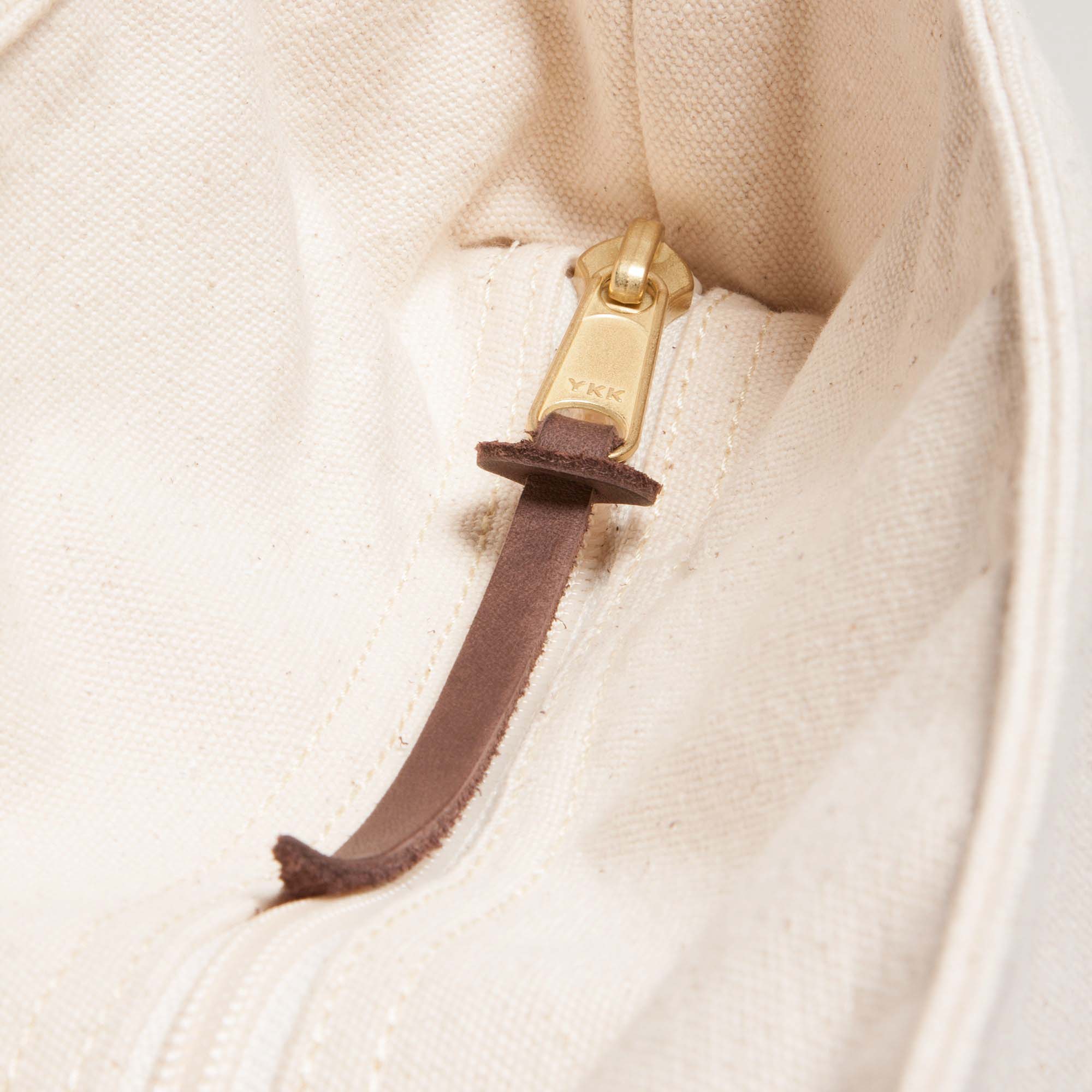 Barrier Island Zipper Tote